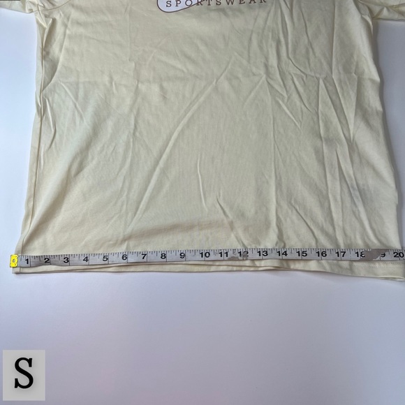 NIKE Pale Yellow Signature Tee Shirt, Short Sleeve, Chevron Stripe Back, NWT!! - Picture 9 of 13